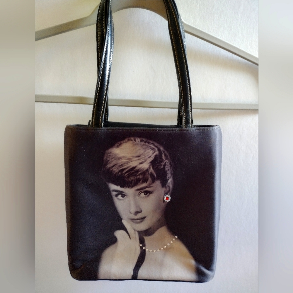 Retro Hollywood Audrey Hepburn purse Black white embellished with rhinestones